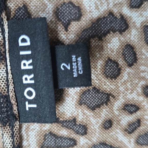 Torrid Leopard Sheer Mesh Crew Tee - Picture 8 of 10
